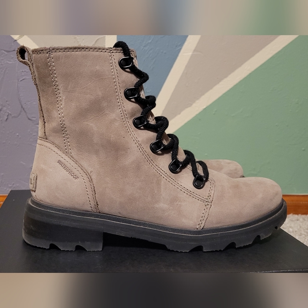 Sorel Lennox Lace